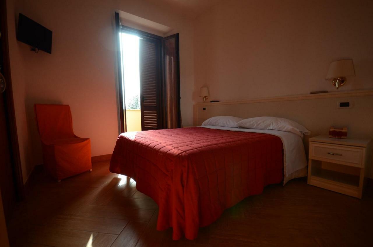 Borgo Montenero Il Piccolo Nido Bed & Breakfast エクステリア 写真
