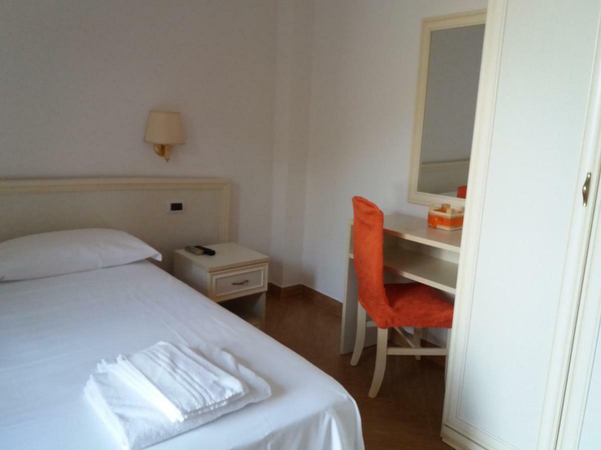 Borgo Montenero Il Piccolo Nido Bed & Breakfast エクステリア 写真