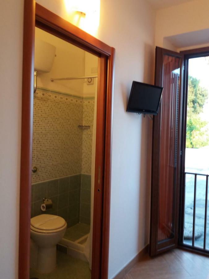 Borgo Montenero Il Piccolo Nido Bed & Breakfast エクステリア 写真